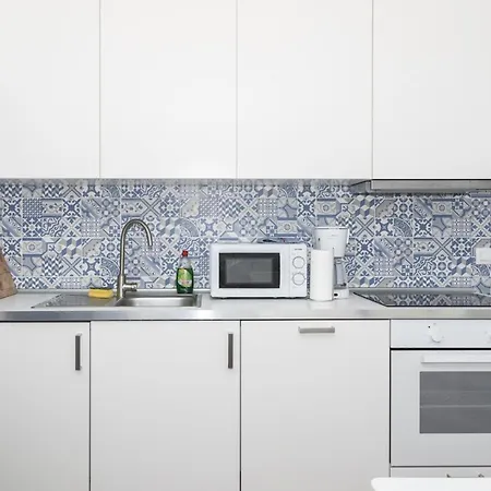 Europa A- 12º-23 Appartement *